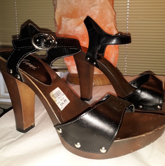 FIONI Clothing Shoes - black leather high heel shoes